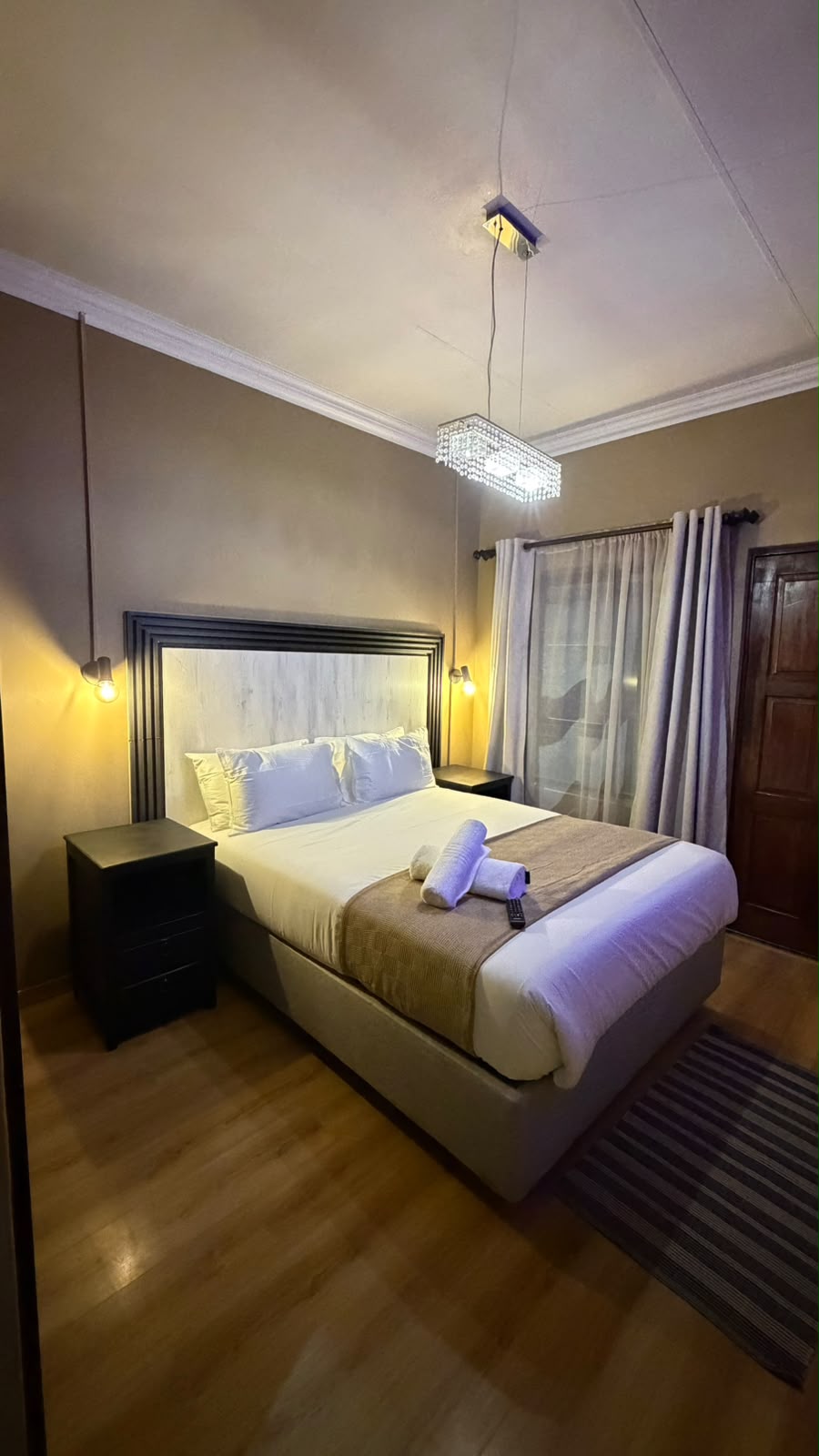 Queen Room