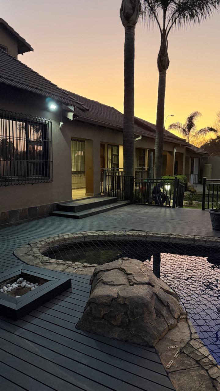 Host Hub Glenmarais Branch